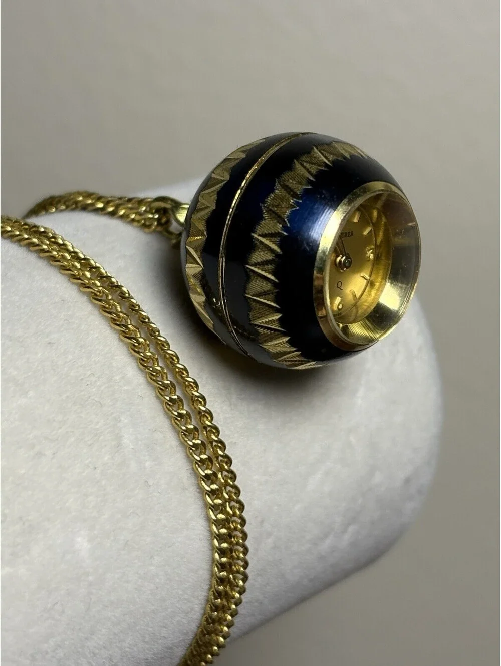 Vtg Bucherer Swiss Blue Enamel Orb Ball Pendant Watch Gold Tone Dial Running